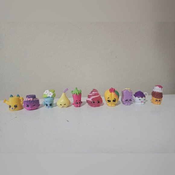 Shopkins Mini Figures Set of 57 - Picture 6 of 7